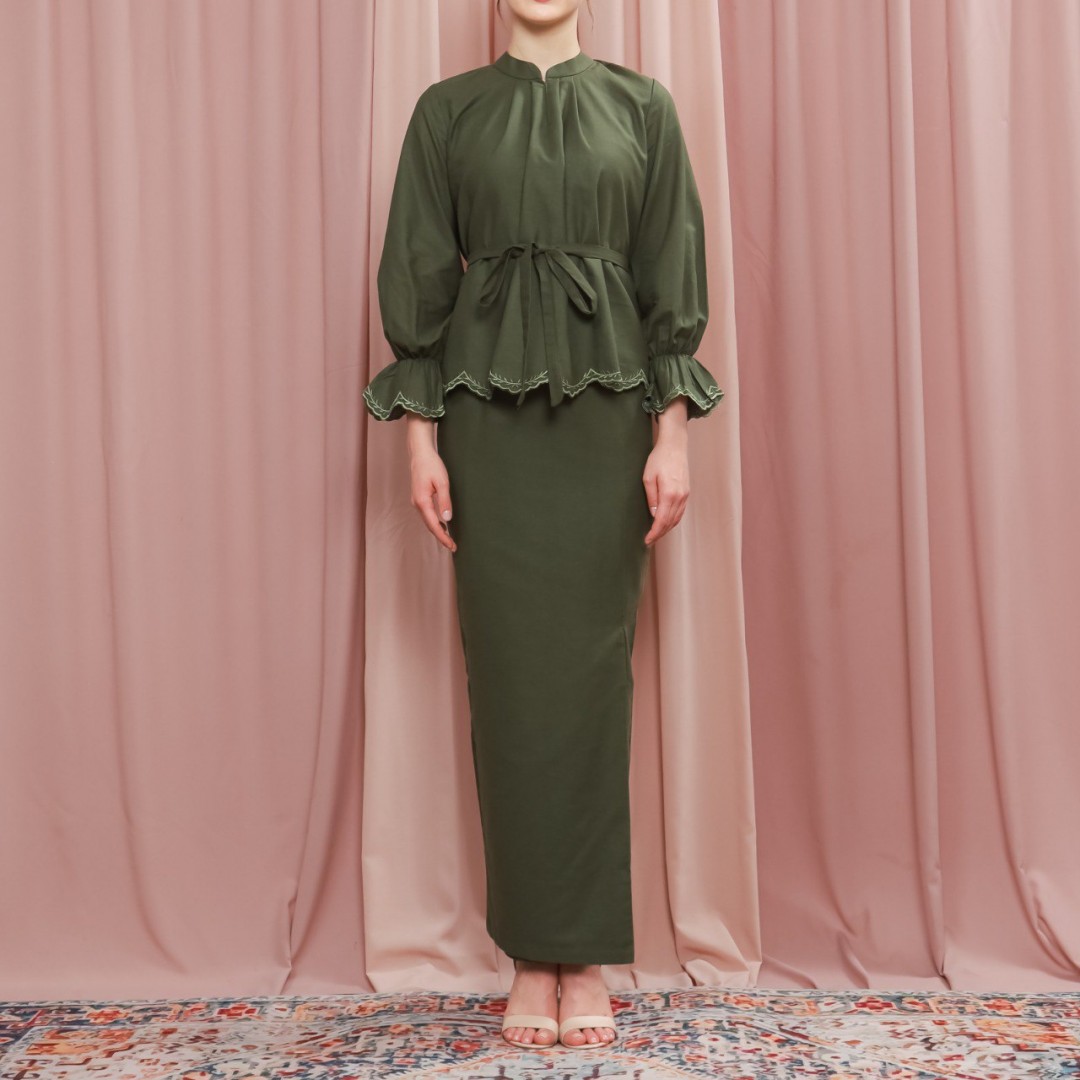 PREORDER Kurung Thallia - Pine