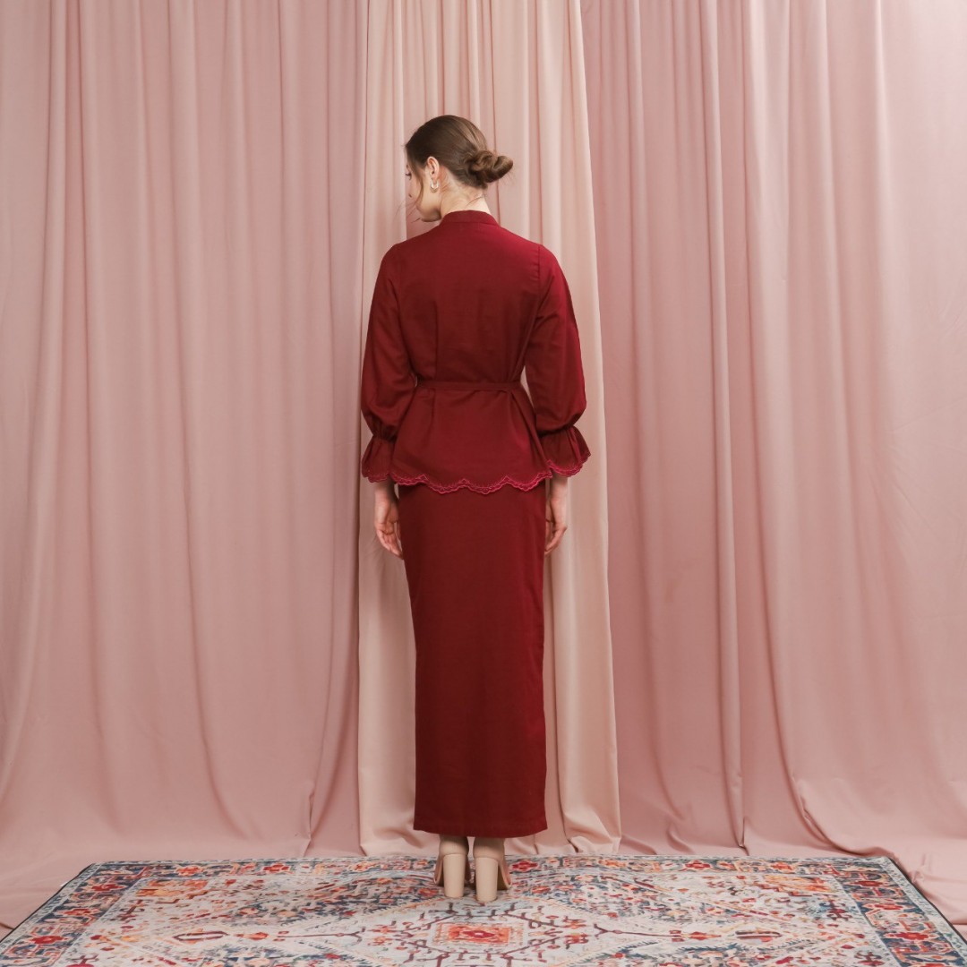 PREORDER Kurung Thallia - Merlot