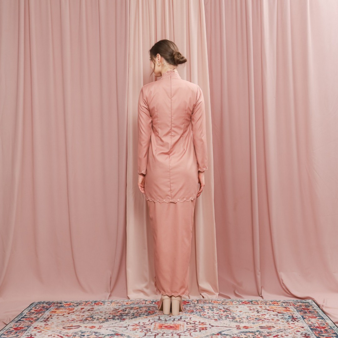 PREORDER Kurung Dinda - Coral