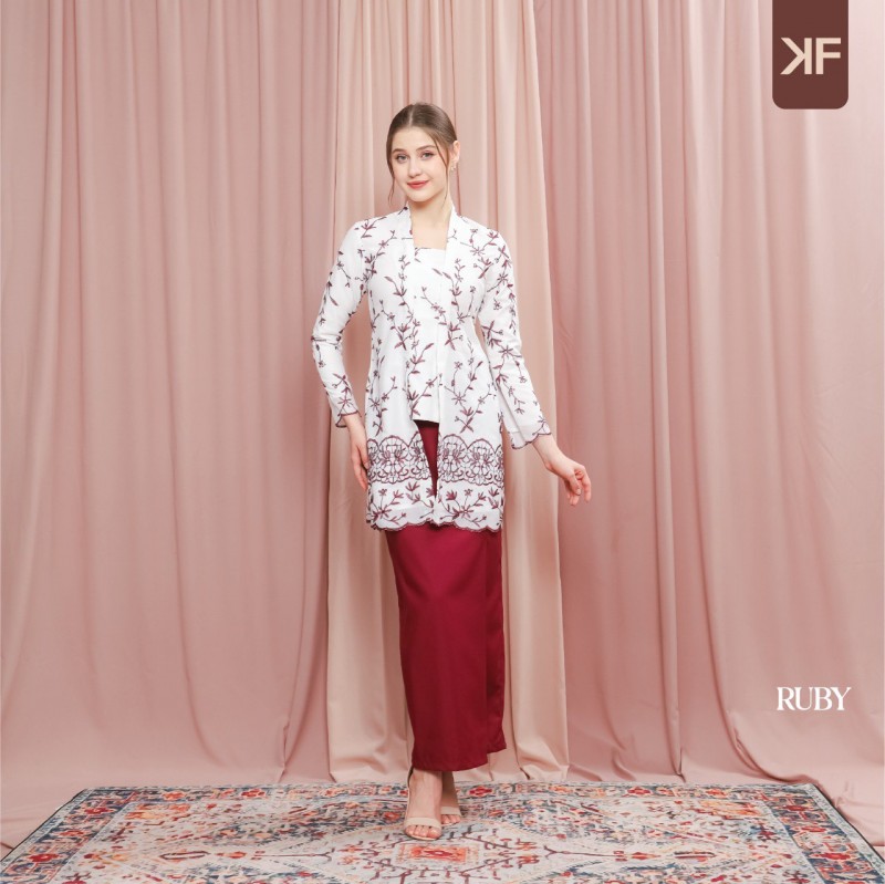 Kebaya Alaia- Ruby