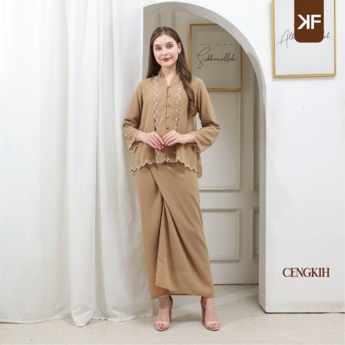 Kebaya Laika - Cengkih
