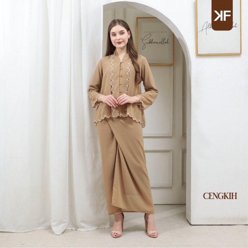 Kebaya Laika - Cengkih