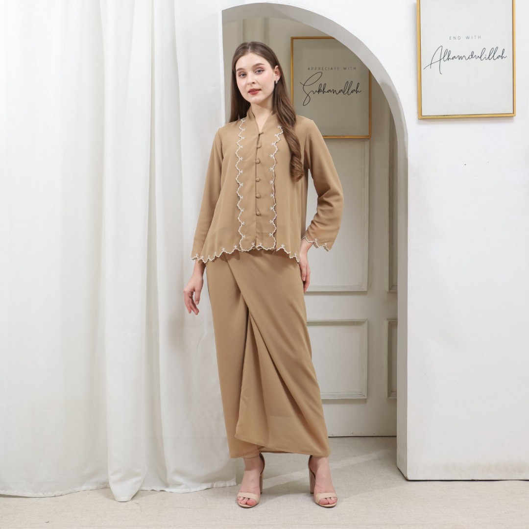 Kebaya Laika - Cengkih